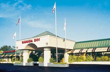 Отель Ramada Speedway Daytona Дейтона-Бич Экстерьер фото